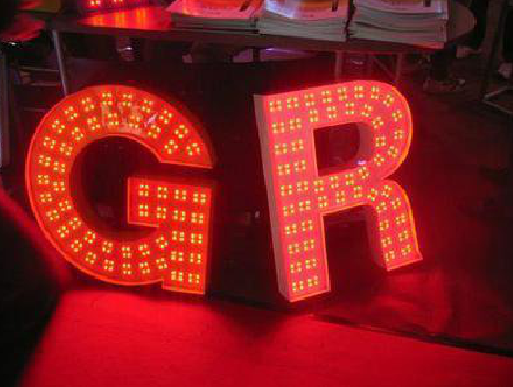 义乌LED发光字常见的安装误区。